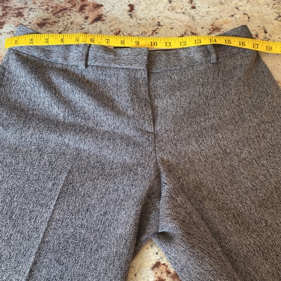 TAHARI DRESS PANTS SIZE 10 . - Picture 8 of 12